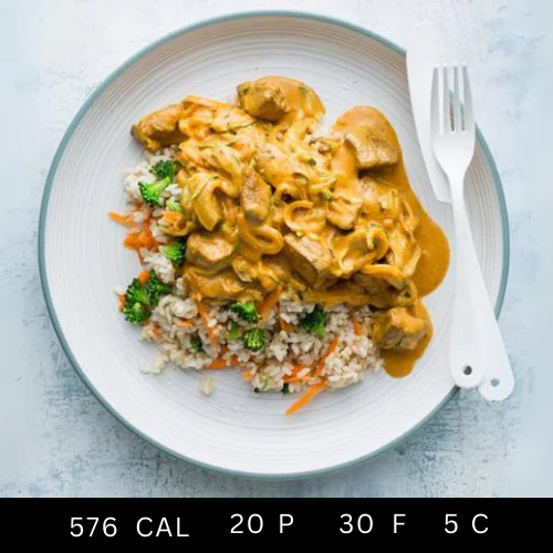 Free Range Butter Chicken with Stir-fried Broccoli Rice, Onions, and Capsicums (Gluten-free) - Image 4